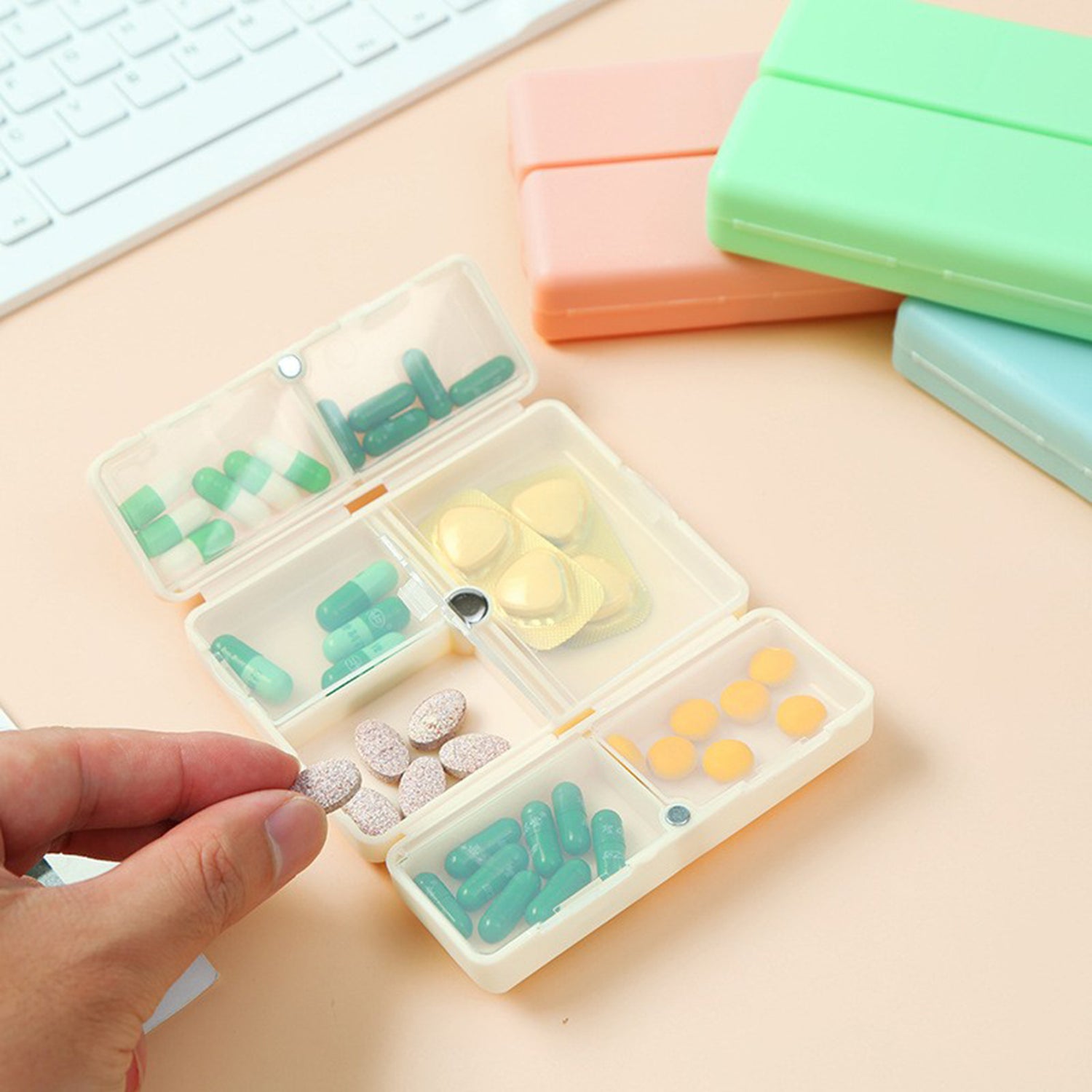 SUPSAW139 Daily Pill Organizer