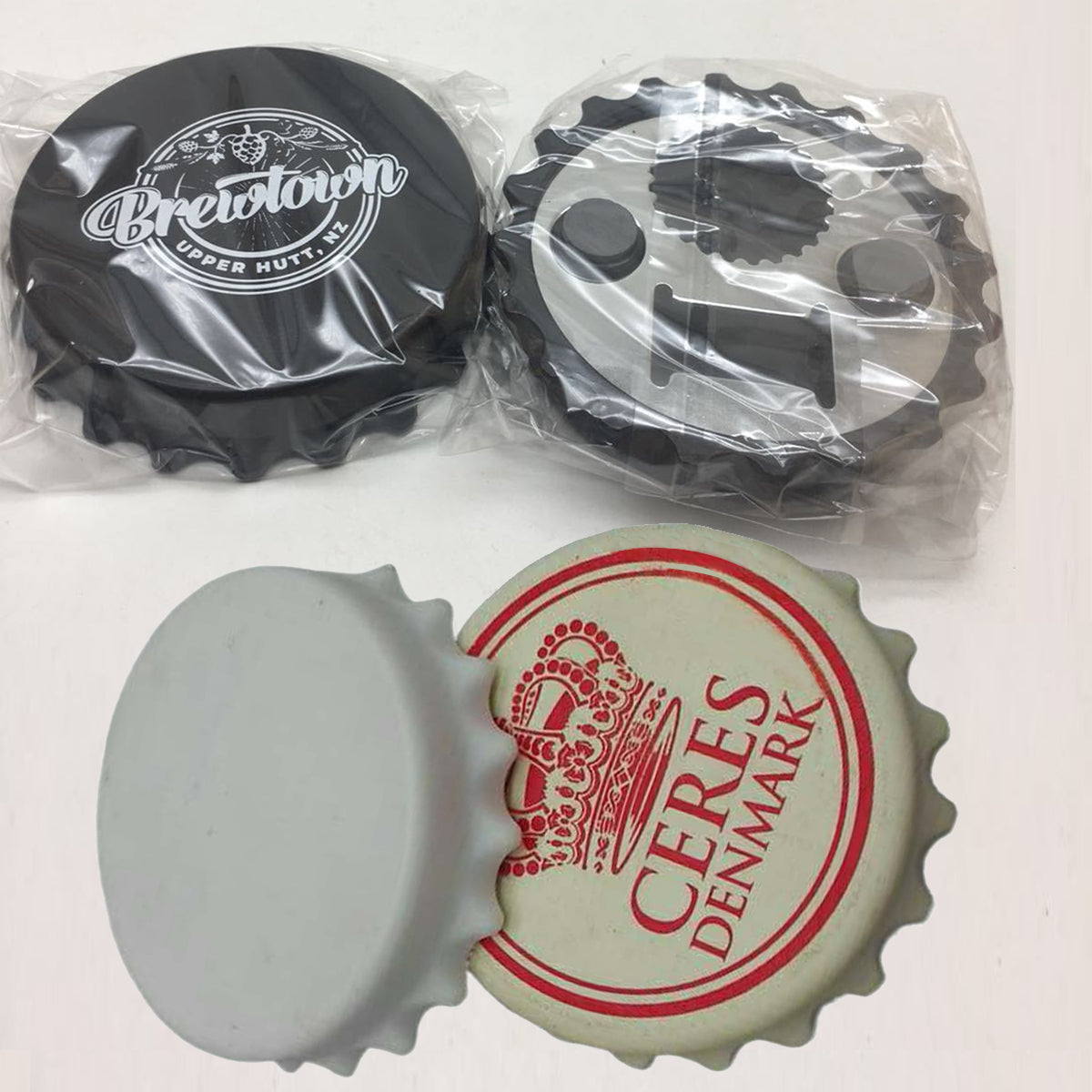 SUPSBY04 Bierdeckel-Kühlschrankmagnet-Flaschenöffner 2-in-1